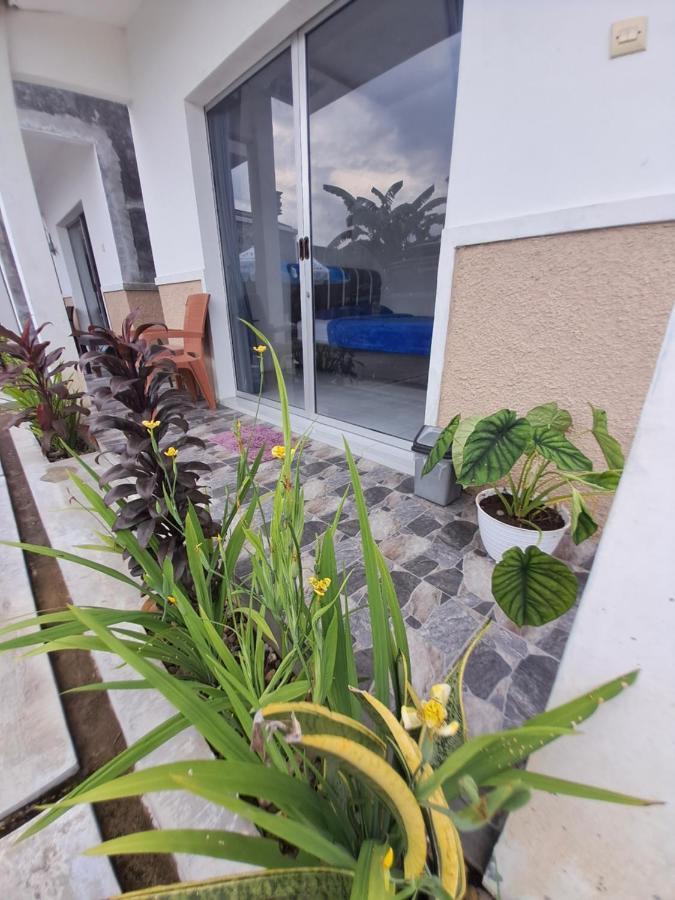 Robiu Bed & Breakfast Banyuwangi  Exterior foto
