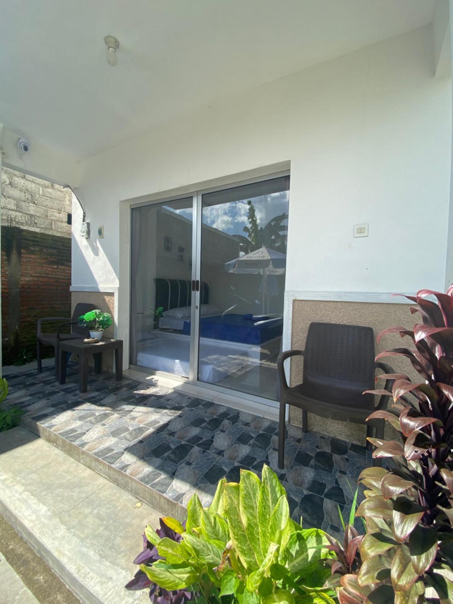 Robiu Bed & Breakfast Banyuwangi  Exterior foto
