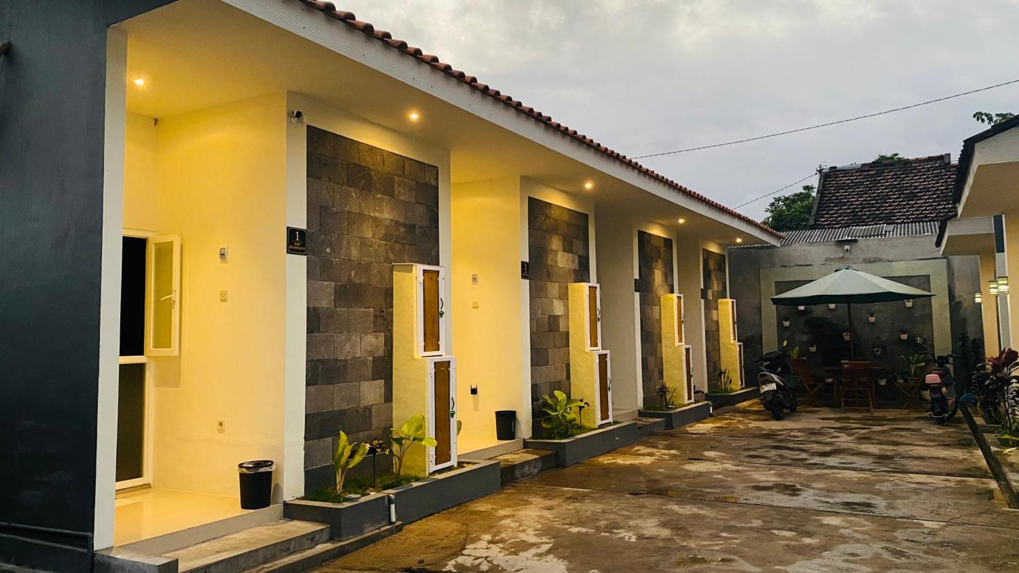 Robiu Bed & Breakfast Banyuwangi  Exterior foto